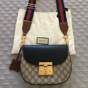 Gucci cross body purse